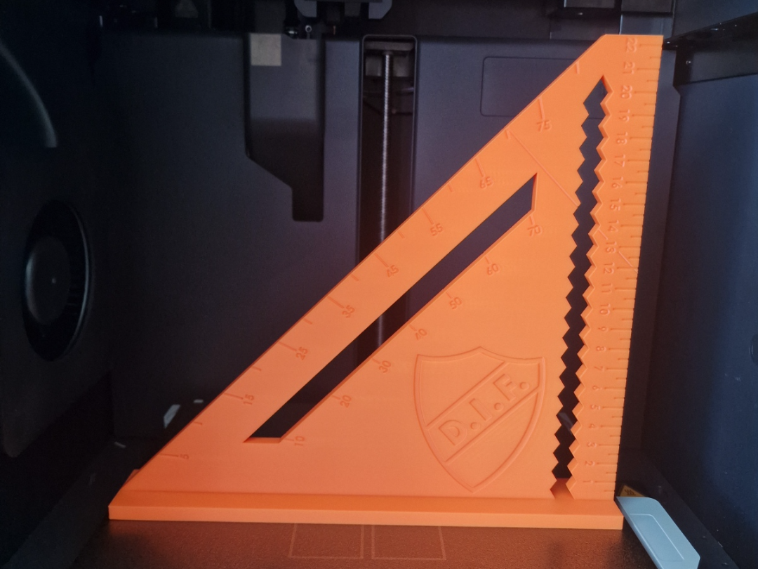 Speed Square 225mm