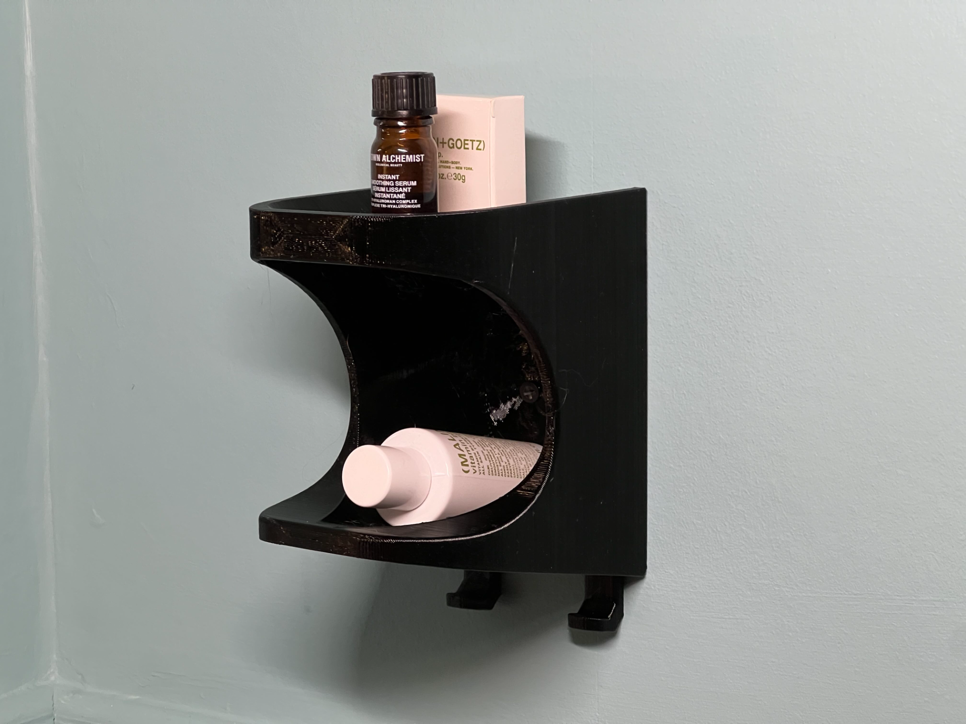 Bathroom Joseph & Joseph Shelf for round items