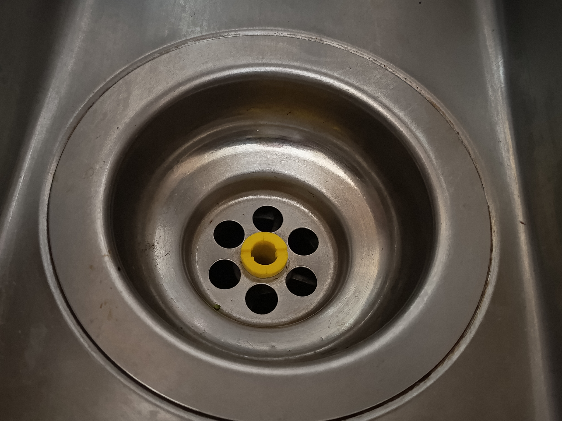 Vite cava per lavandino