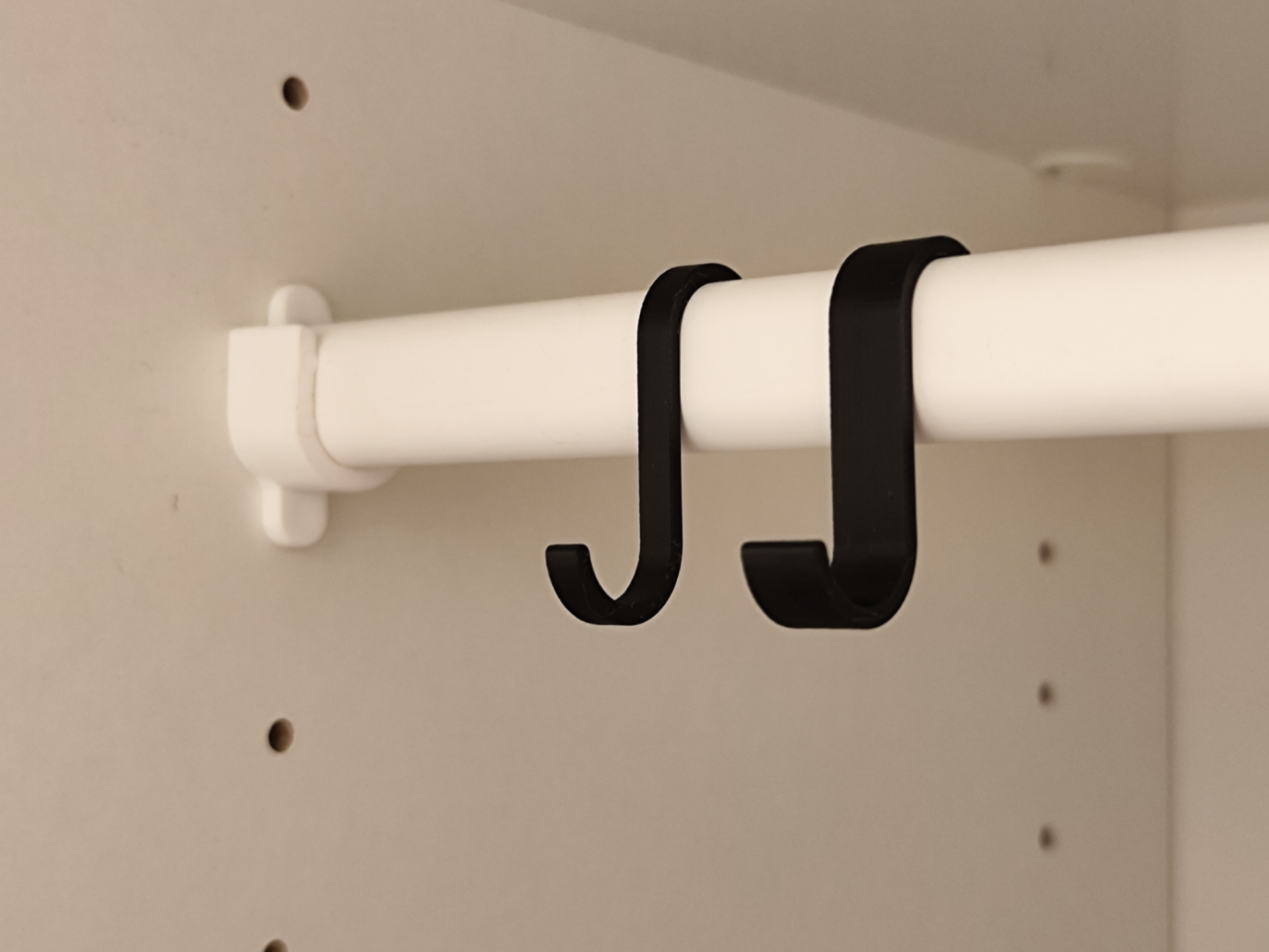 Wardrobe Hanger Hooks 2 Sizes