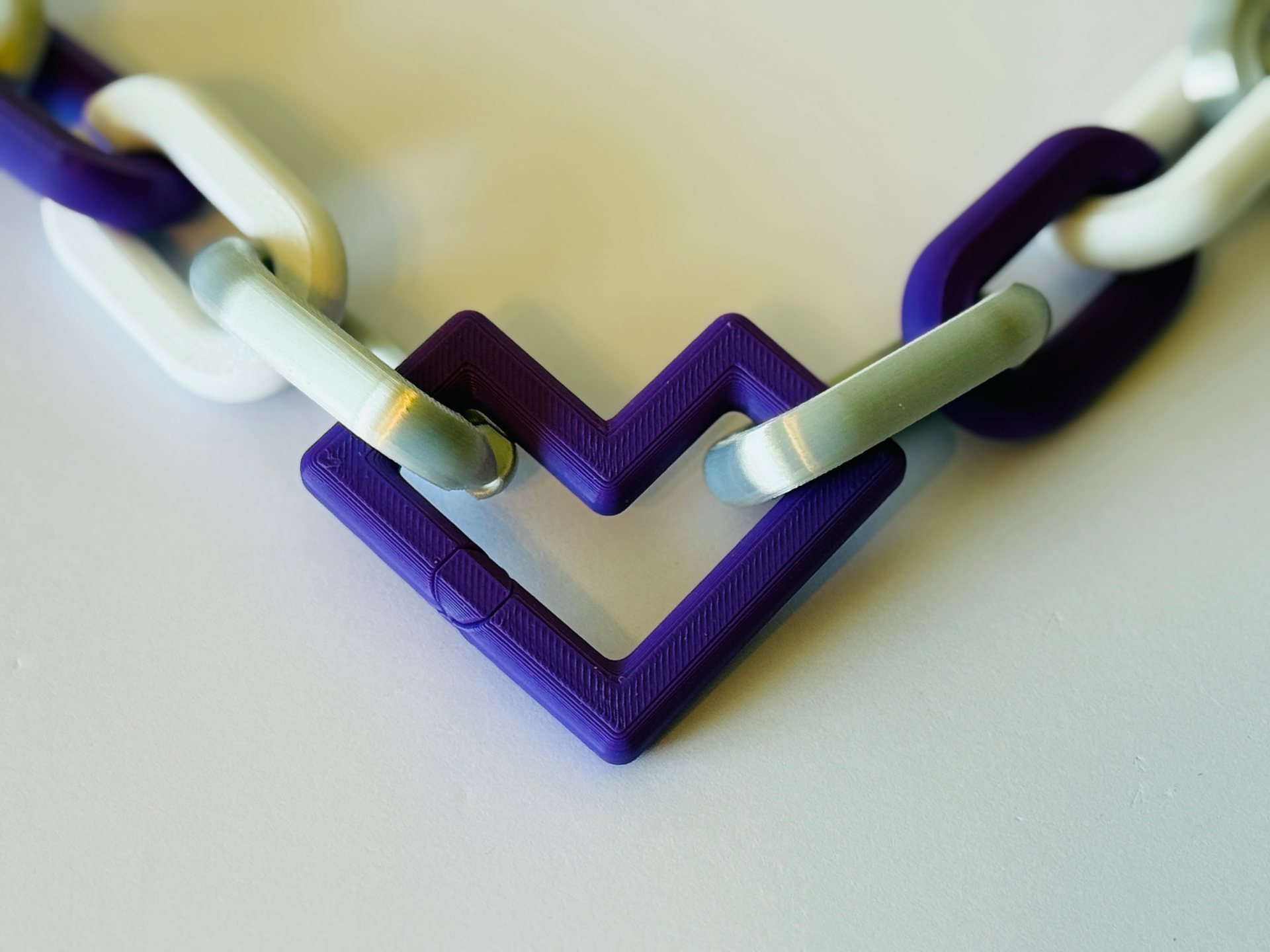 Digital Heart Chain Link