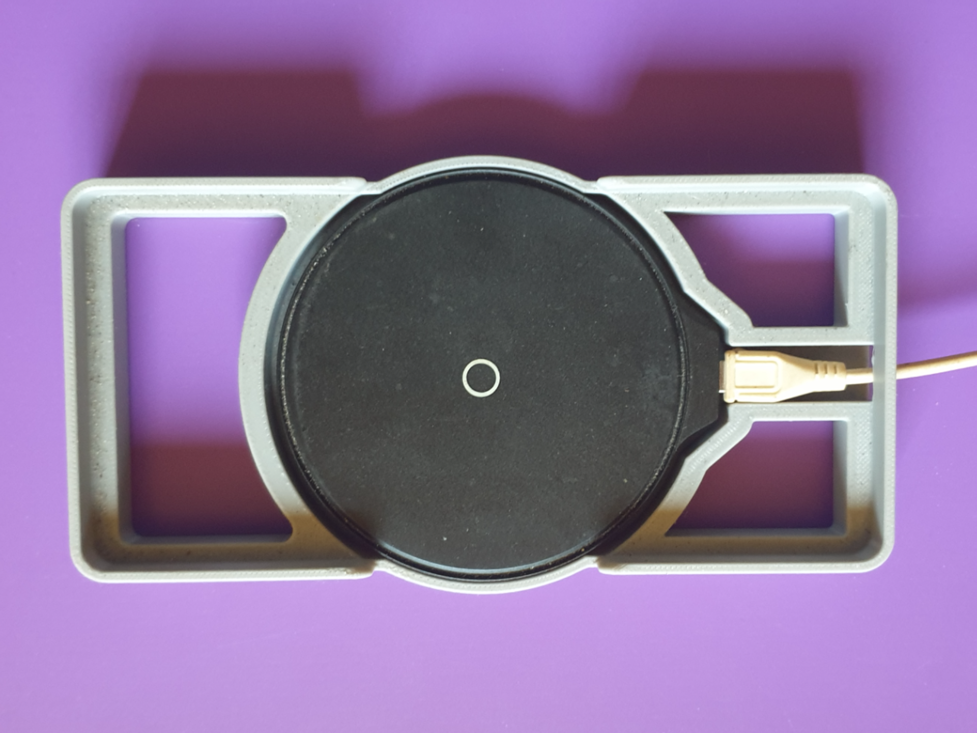 Smartphone Wireless Charching Fixture