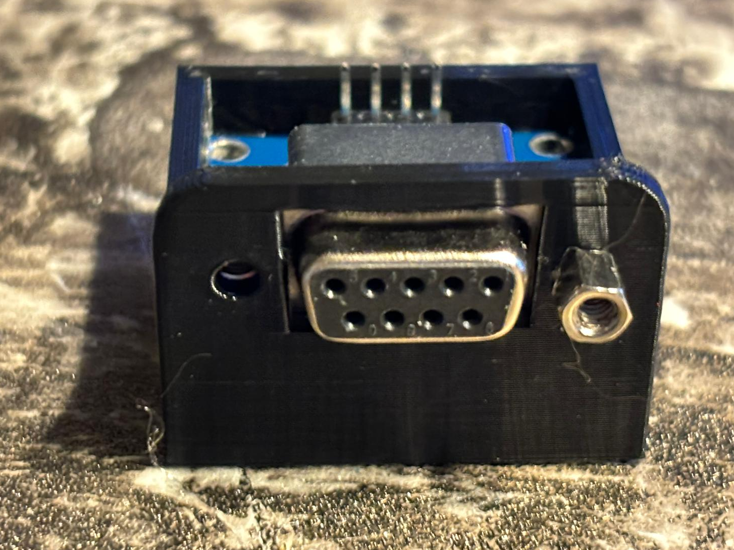 Levelshifter housing