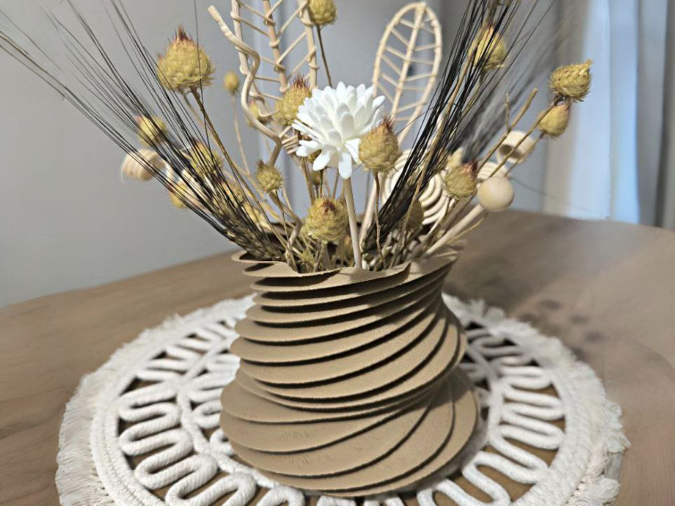 Innovative Spiral Vase