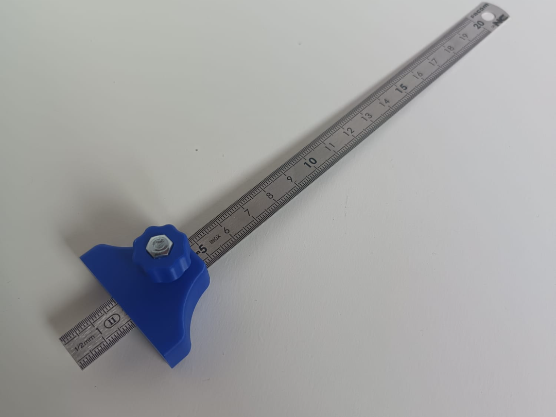Pied de profondeur / trusquin pour réglet