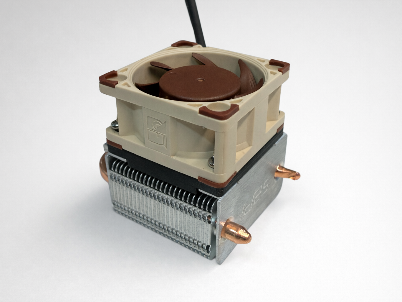 52pi ICE-Tower Cooler x A4 Fan Spacer