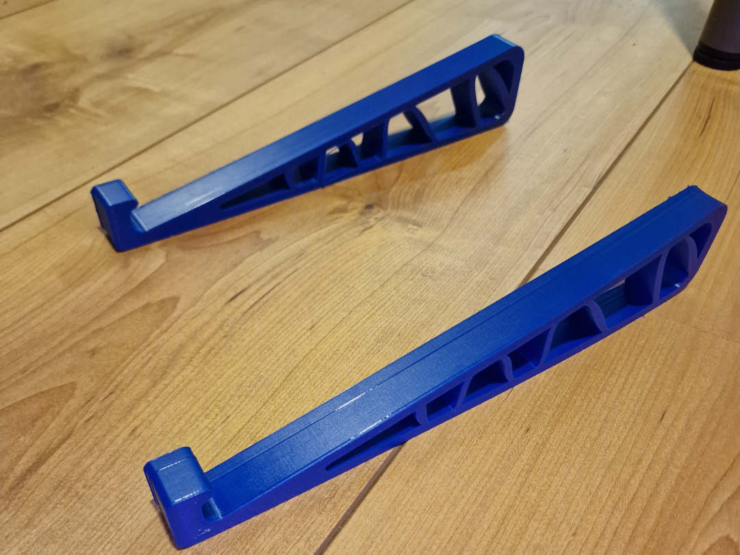 Strong Laptop Riser