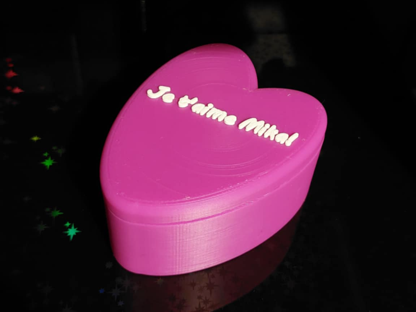 Boite a bijoux en forme de coeur