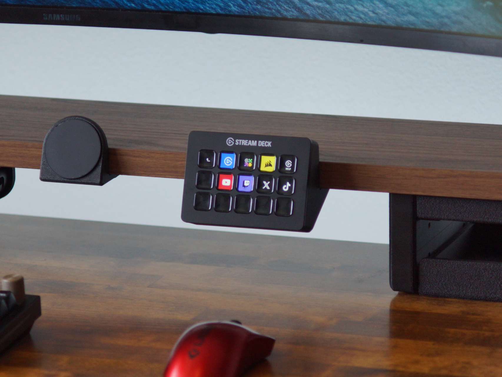 Stream Deck MK.2 Desk Mount for Monitor Risers