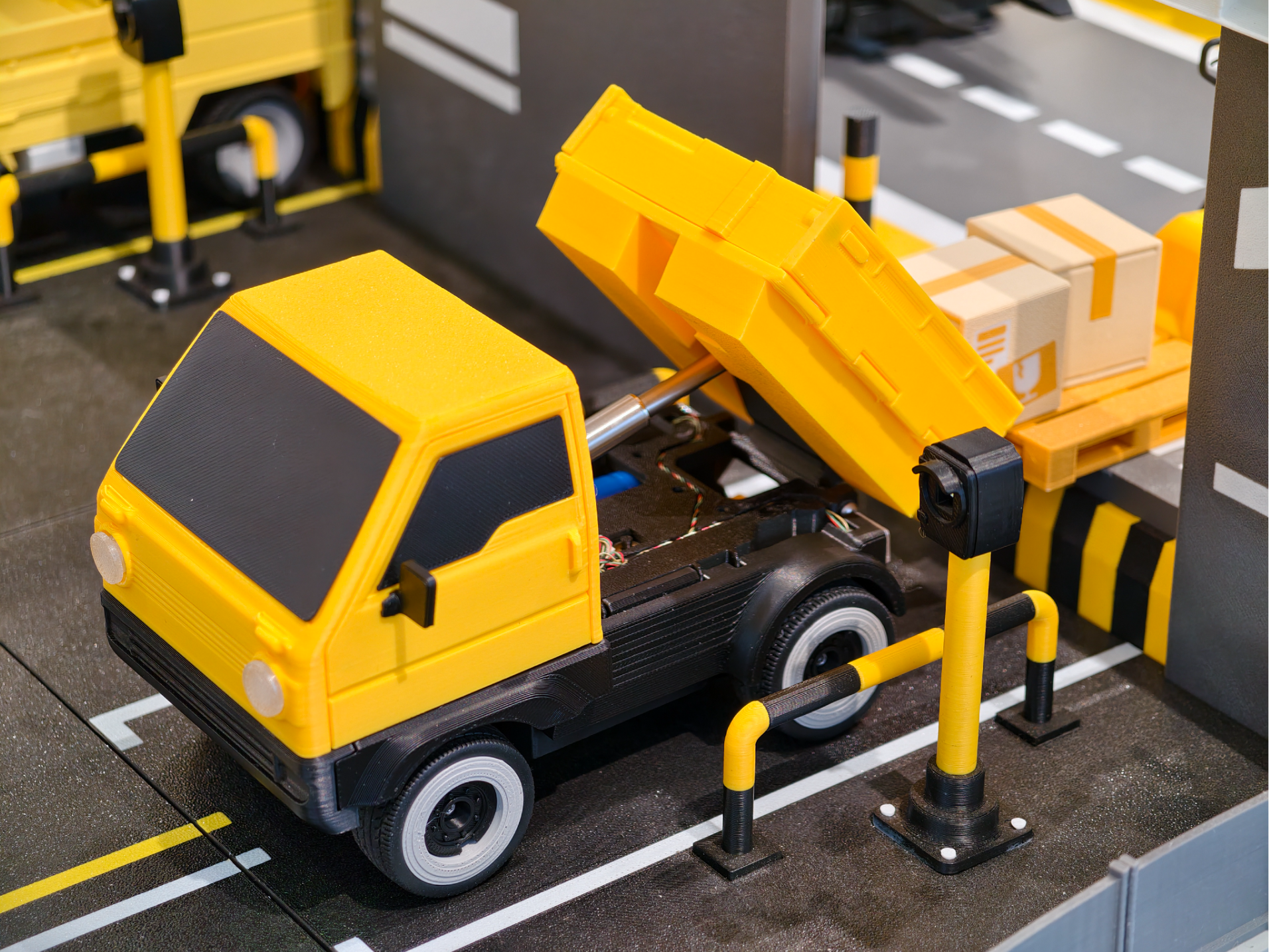 CyberBrick Official Dump Truck
