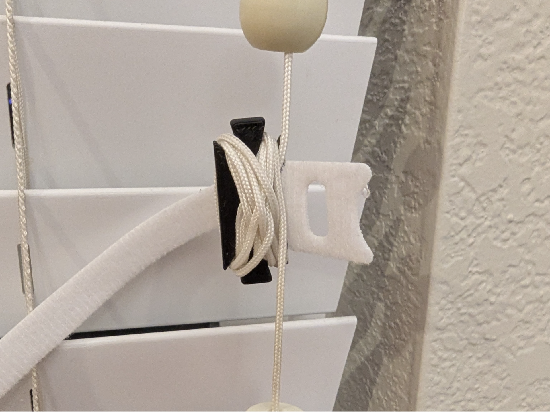 Window Blind Cord Winder