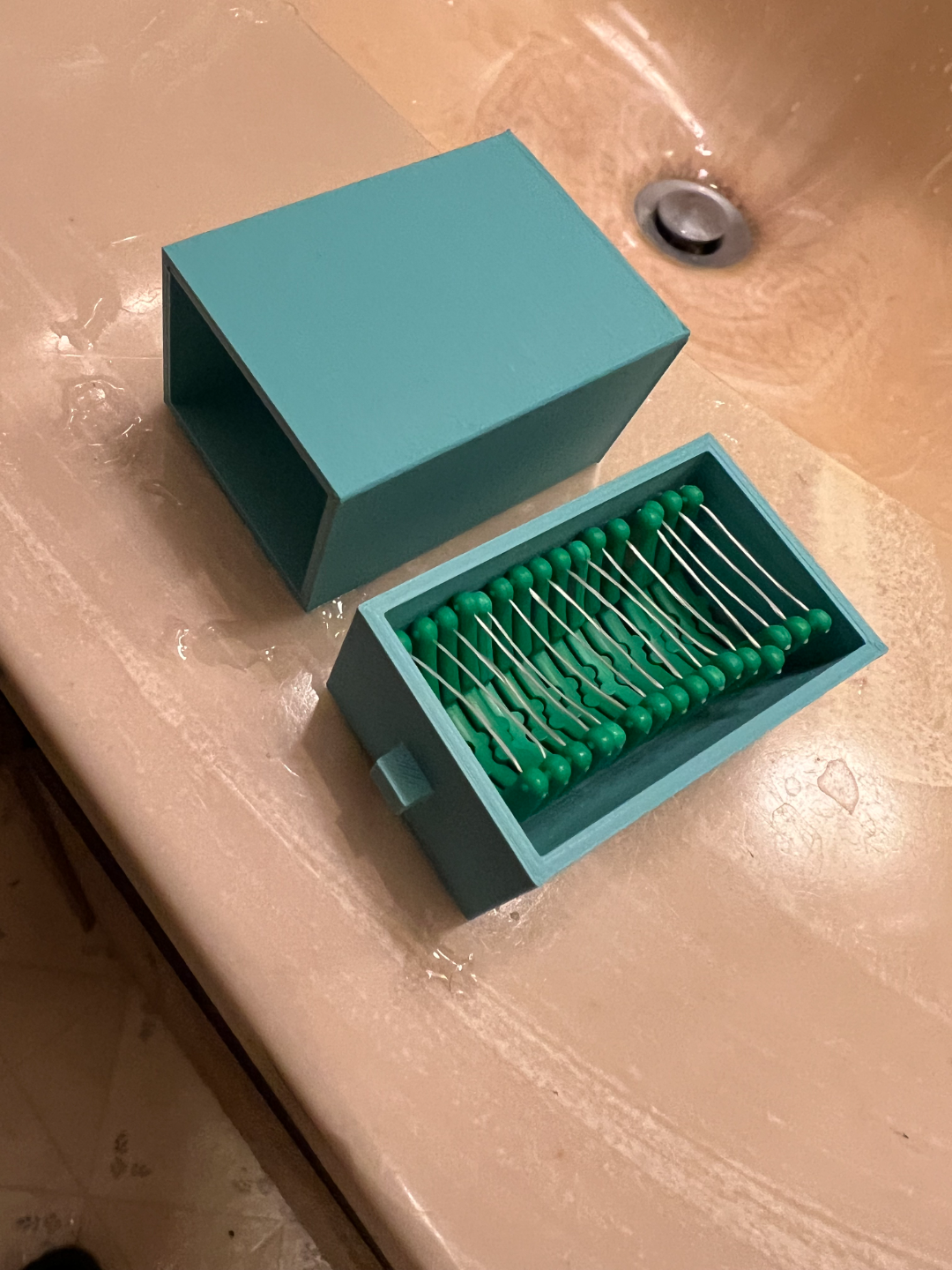 Reach Flosser Holder