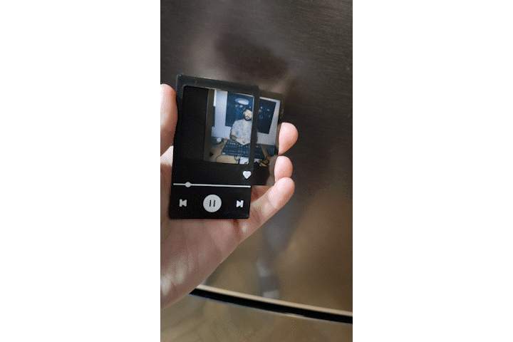 Polaroid Go Music Player frame