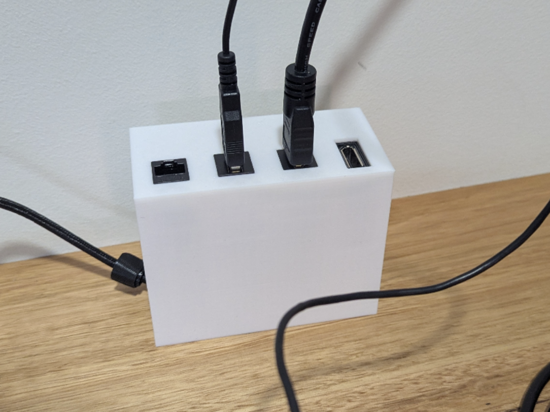 Keystone Multi‑Port Hub - HDMI,DP, USB, Ethernet