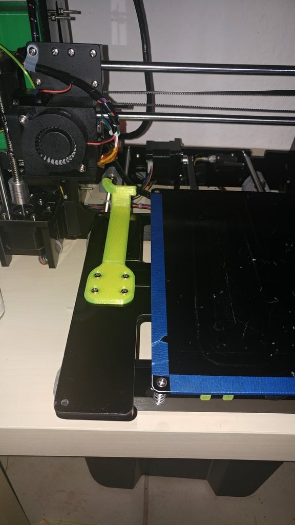 Zonestar P802M Heatbed Cable Holder