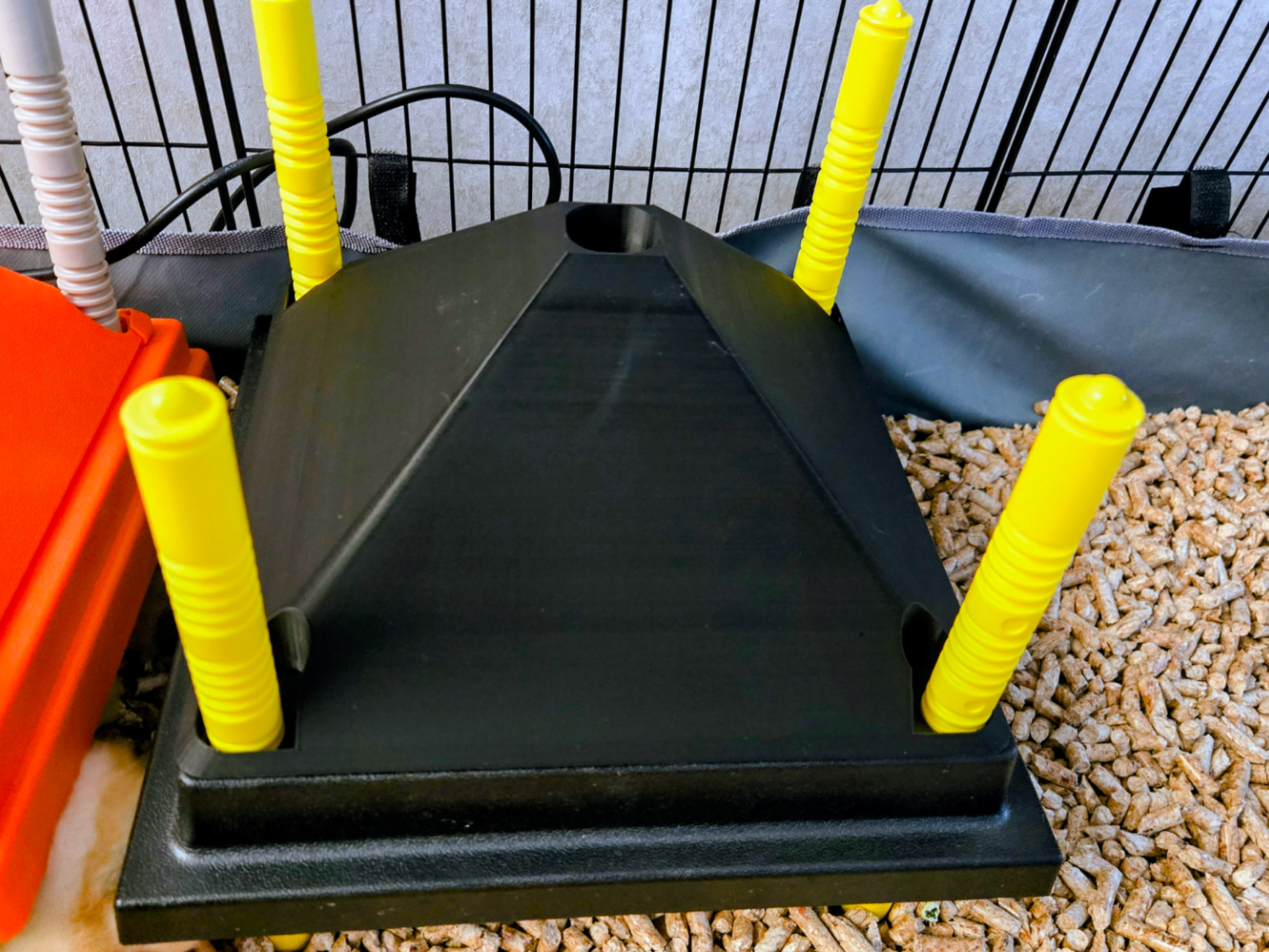 Chicken Brooder Heatplate Pyramid (Poop) Guard.