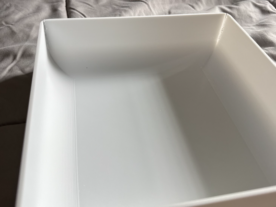 Icemaker bin
