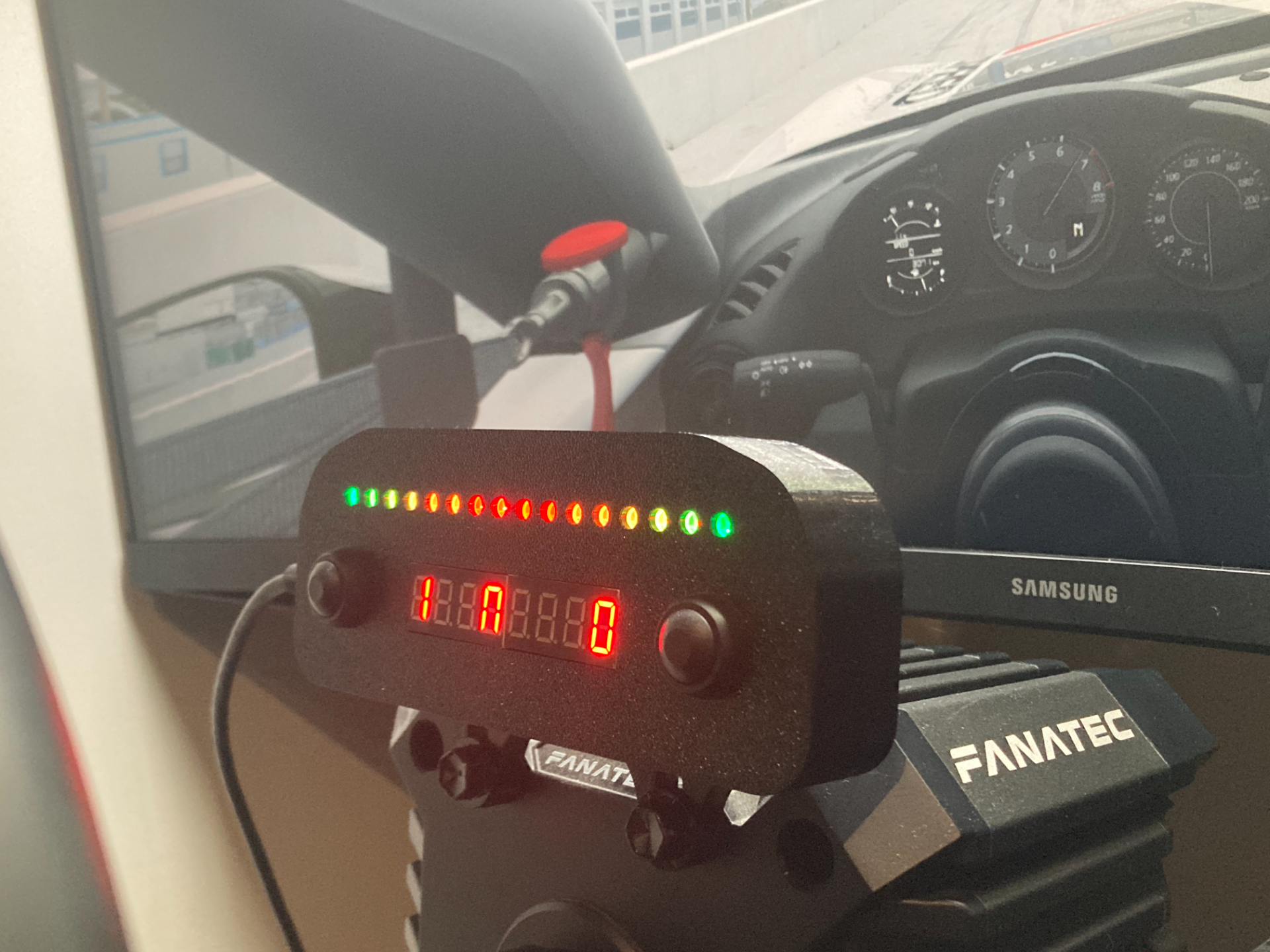 Sim Racing HUD/display for Fanatec CSL DD [SIMHUB]