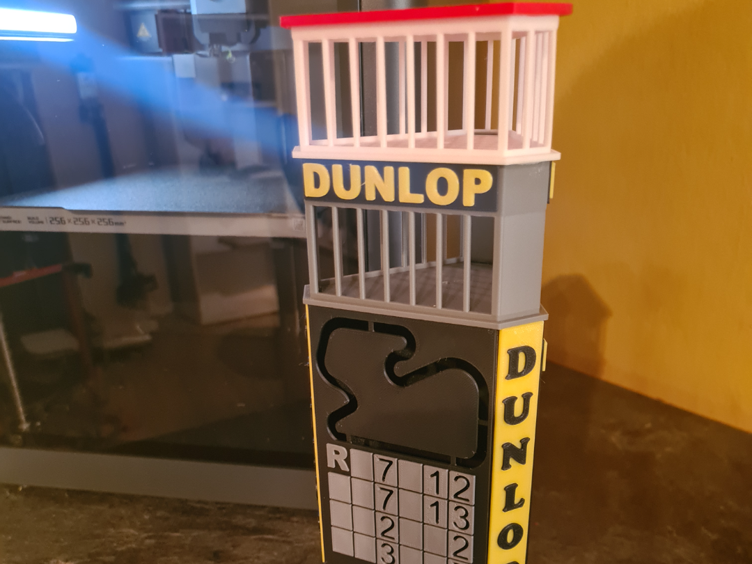 Dunlop Turm 1970 1:43 (mit AMS)