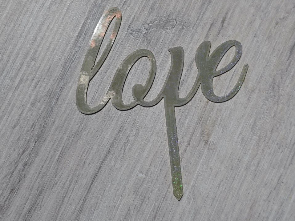 Topper Love word