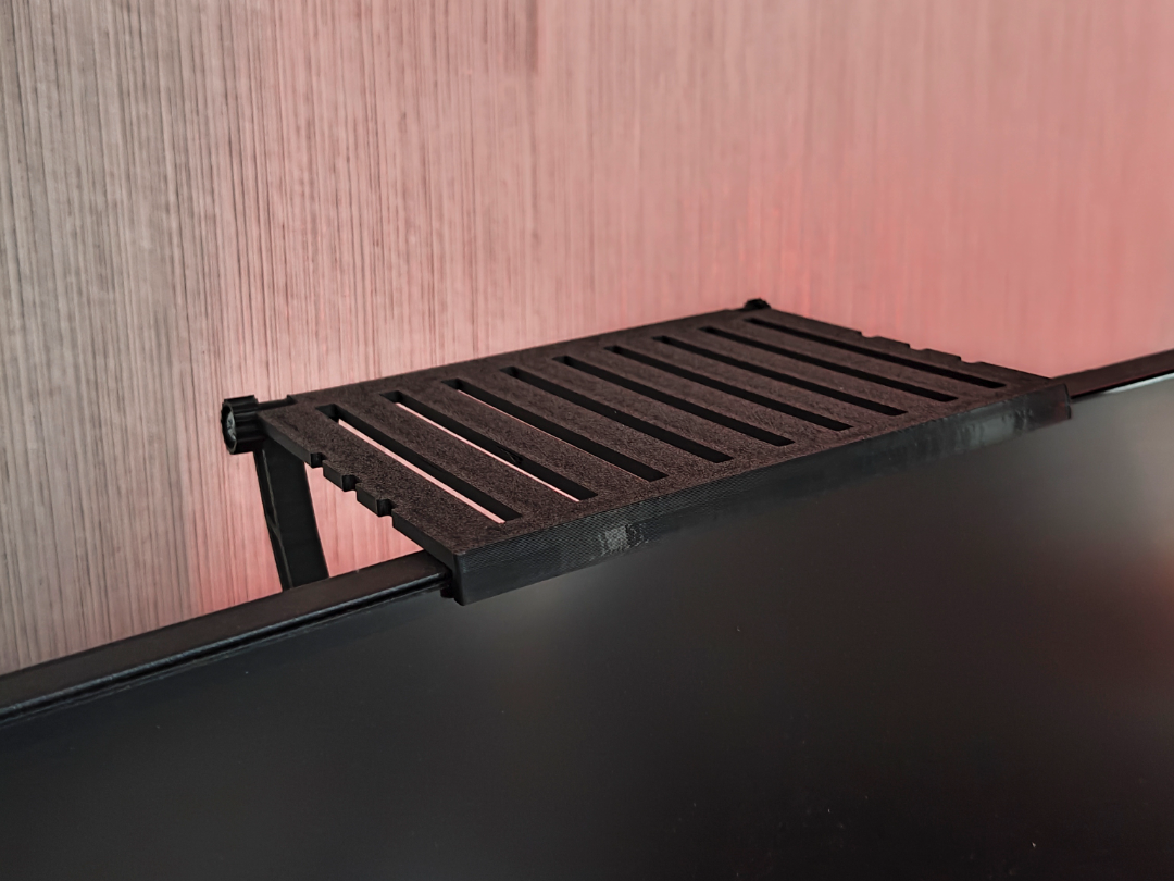 AdjustableDisplayDeck