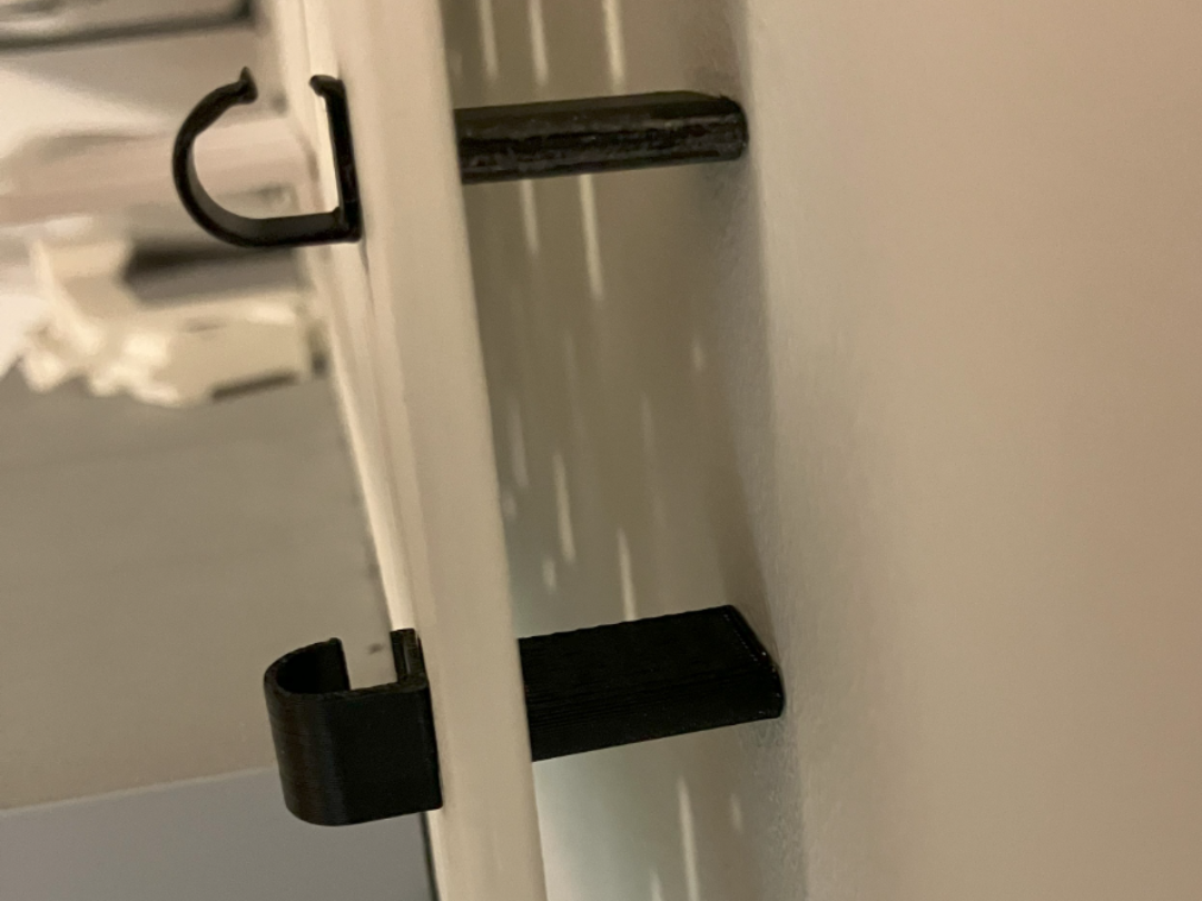 Kabelklammer mit Abstandhalter für Ikea Skadis