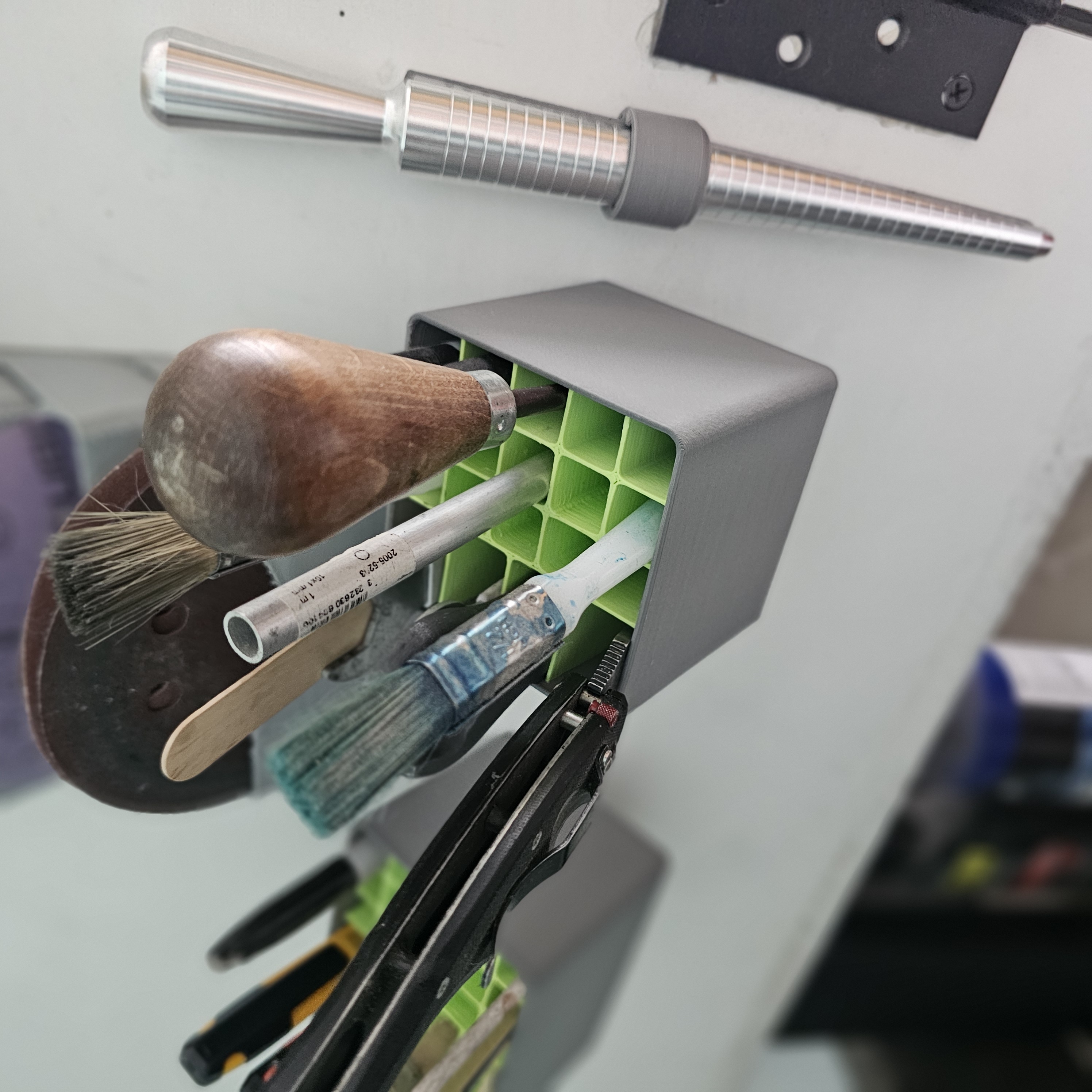 Wall mounted modular pencil holder