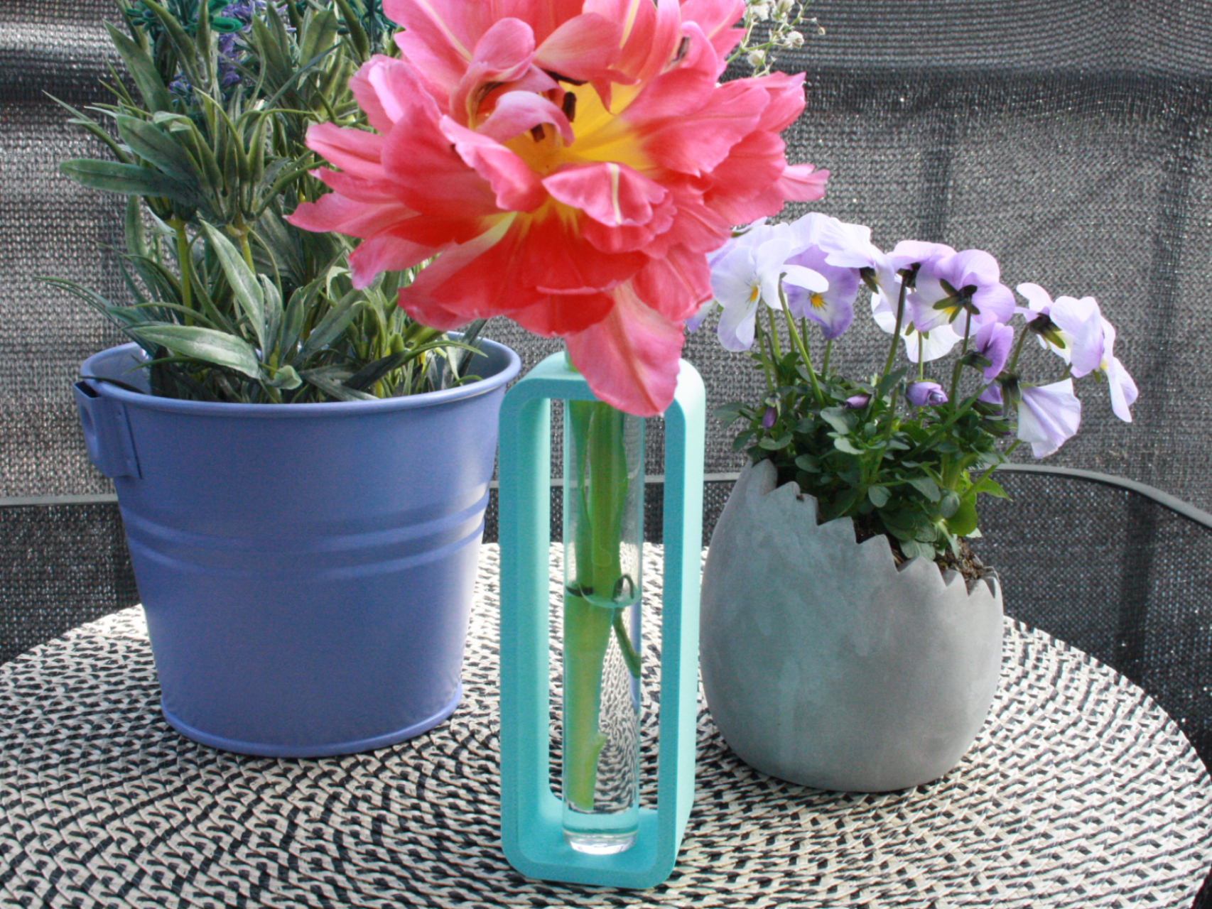 Minimalistische Reagenzglas-Vase – Modernes Design