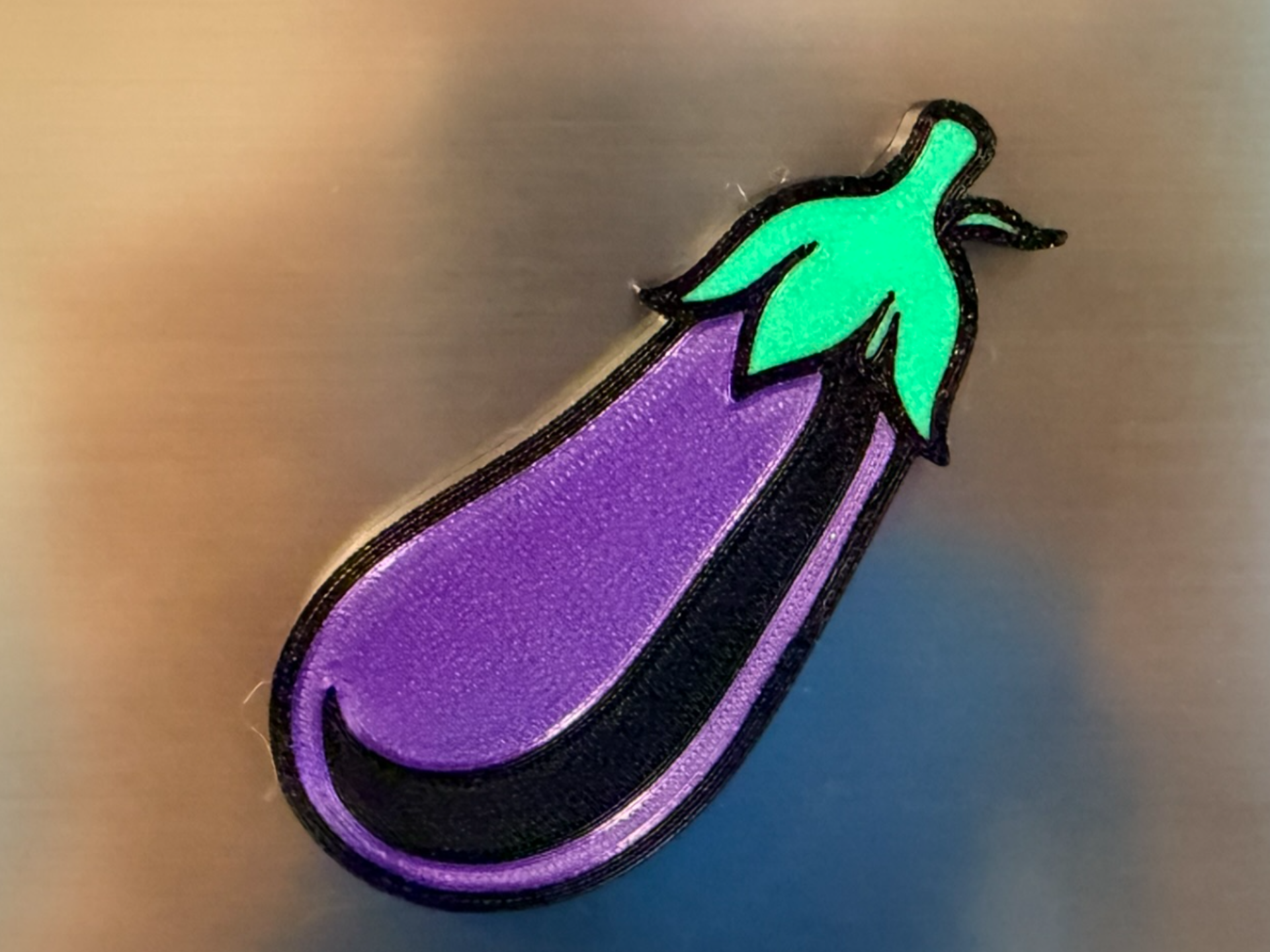 Magnet aubergine pour frigo