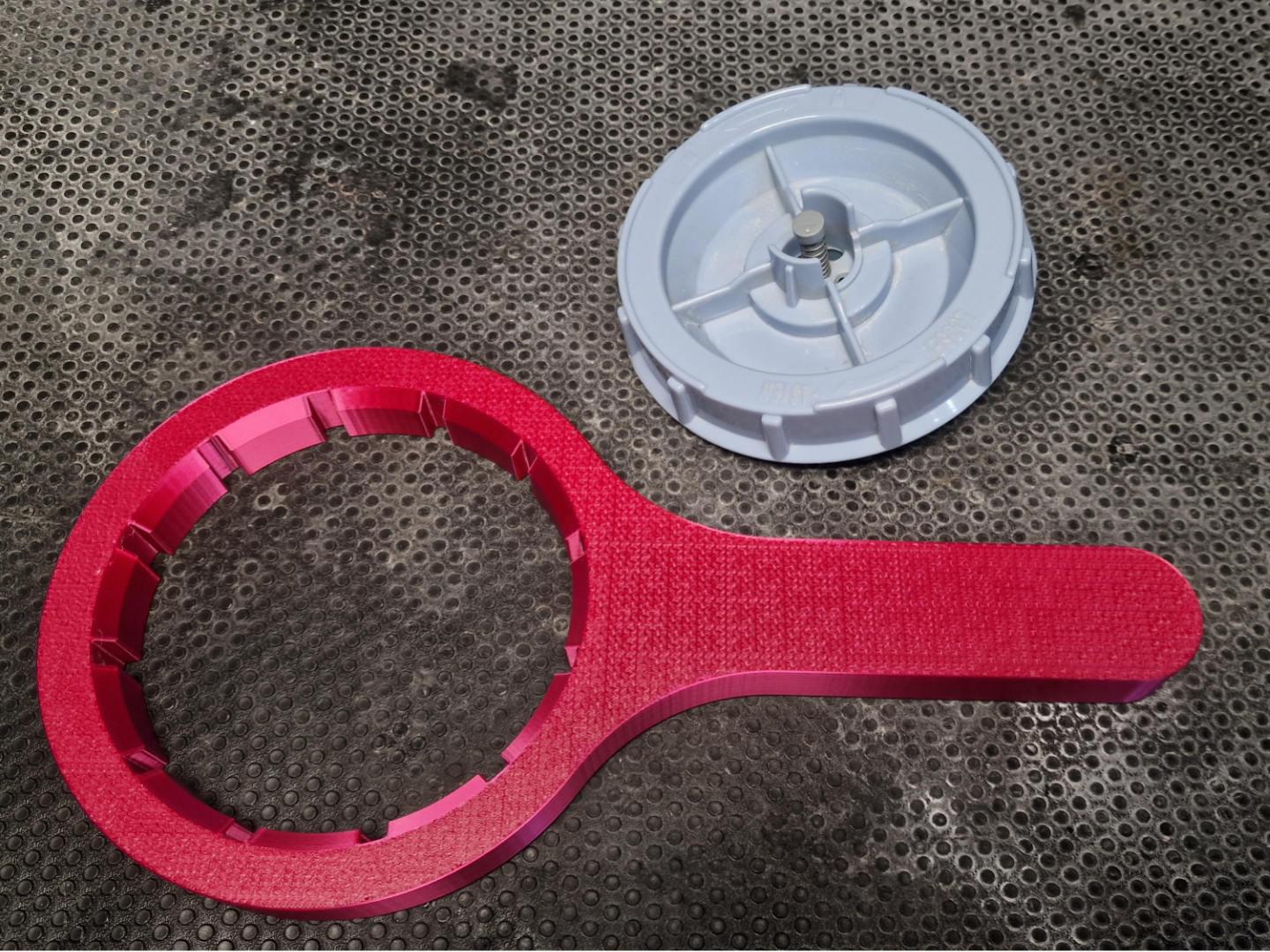 Air humidifier wrench tool BONECO cap spanner