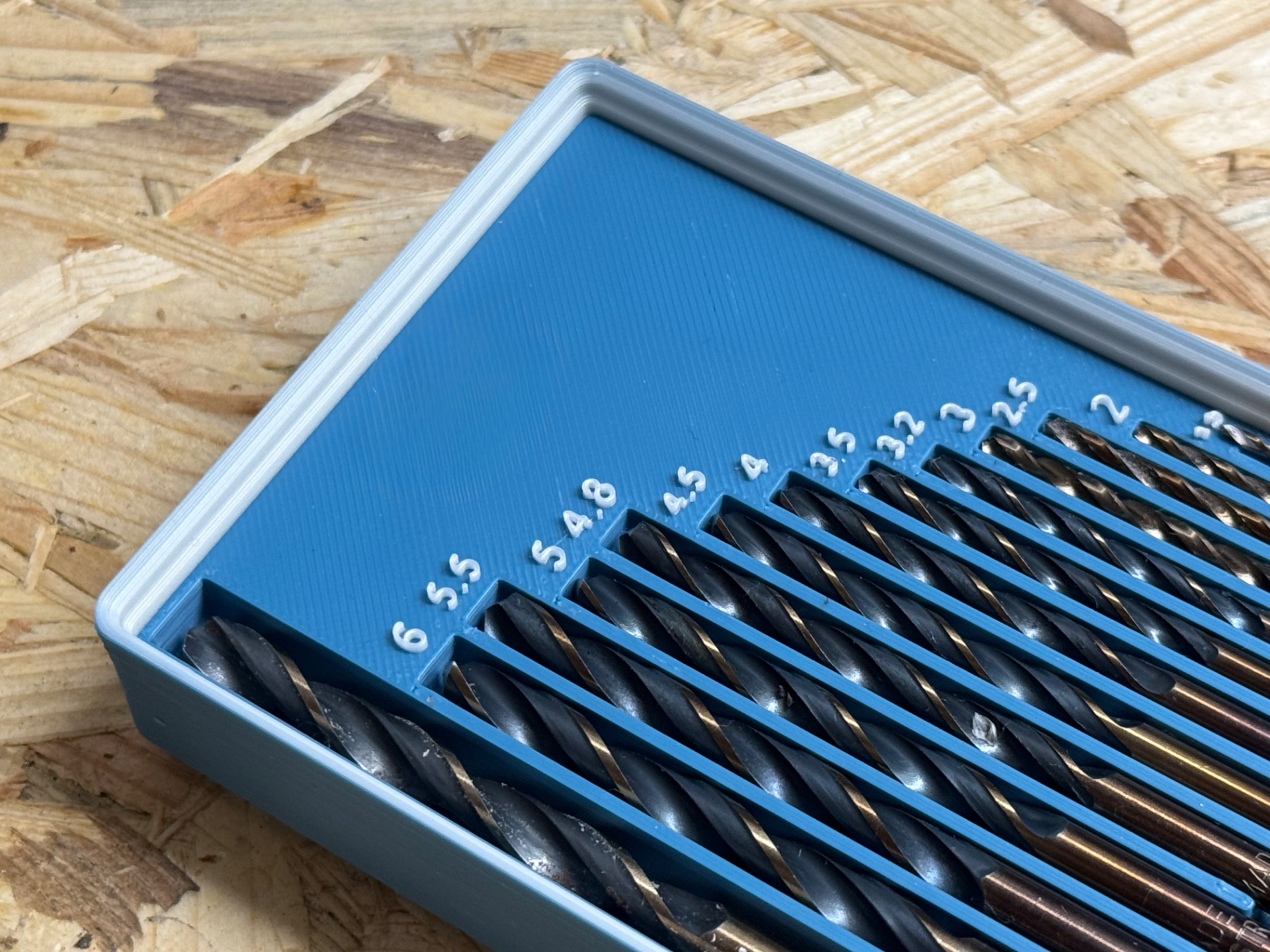 Gridfinity bin for 13-piece drillbit set