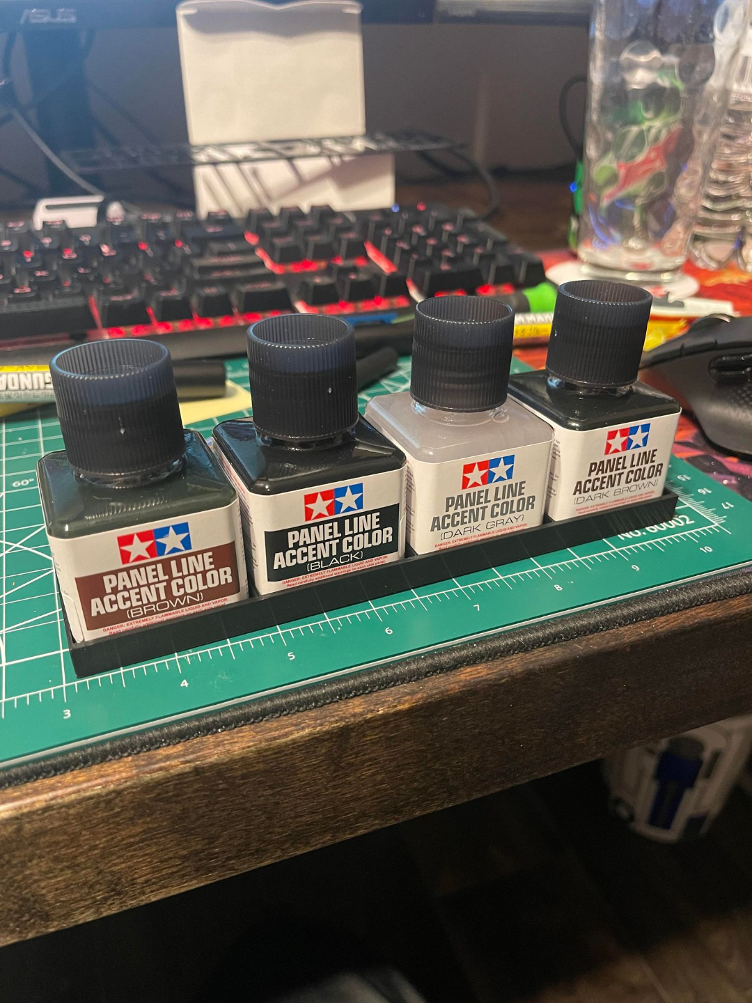 Gunpla Model Kit Tamiya Panel Liner/ Cement Holder