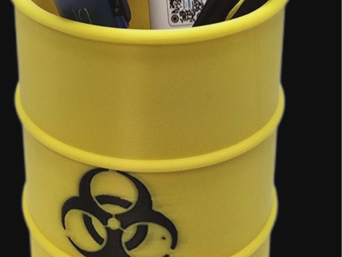 TOXIC WASTE BARREL PEN HOLDER