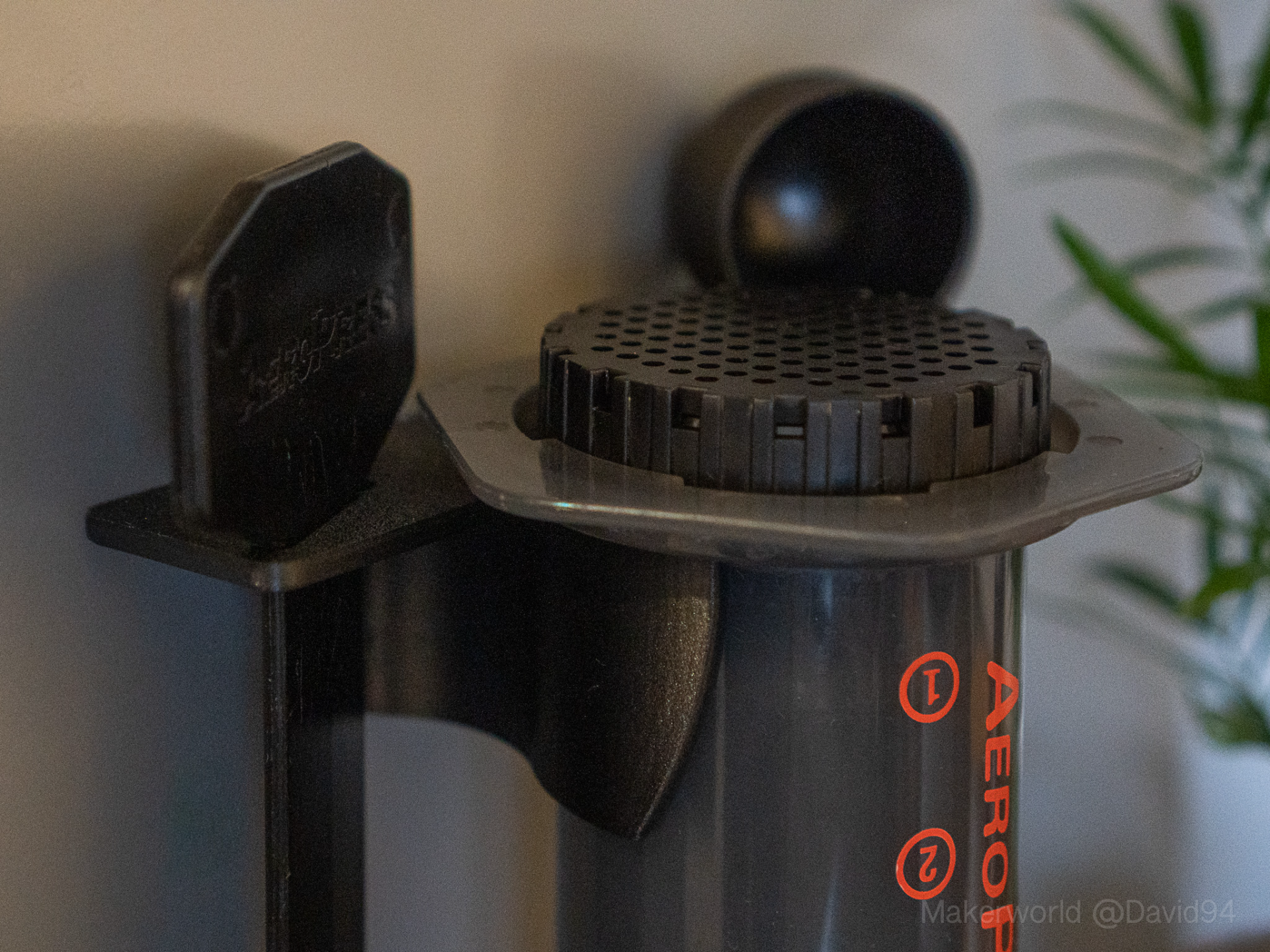 Aeropress magnetic Holder / Stand