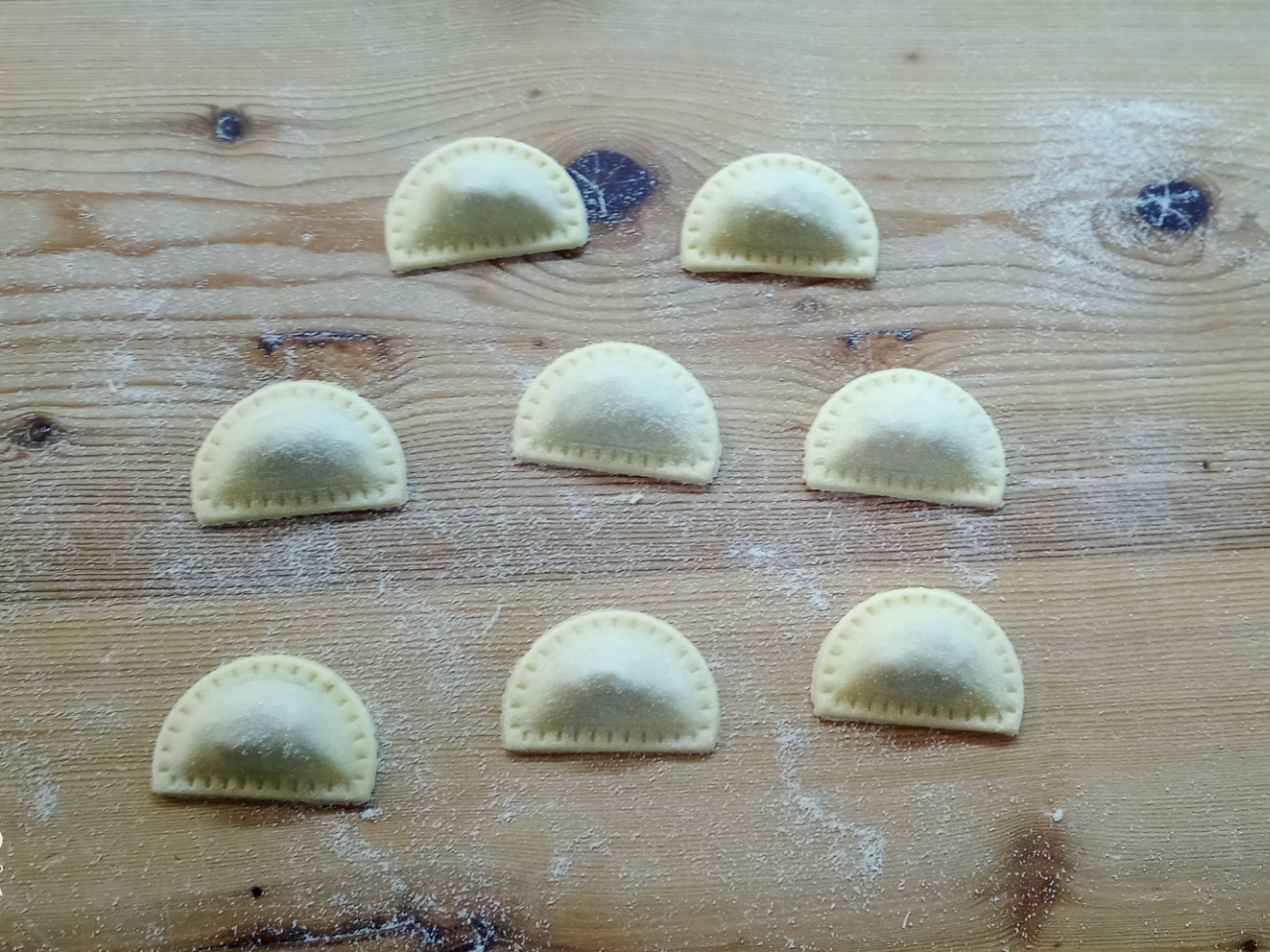 Ravioli Luna