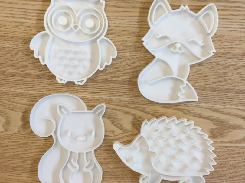 Sensory play autumn animals