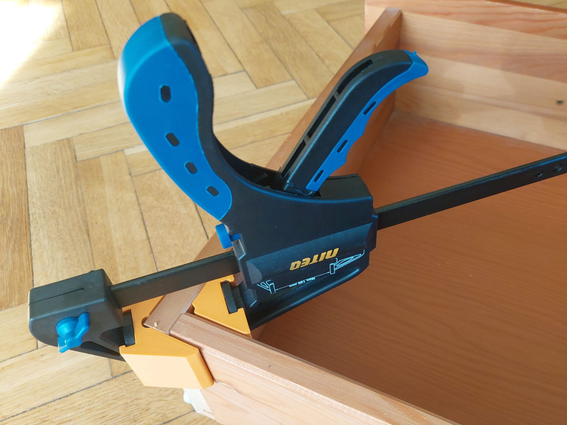 parametric corner clamp for NITEO and other brands