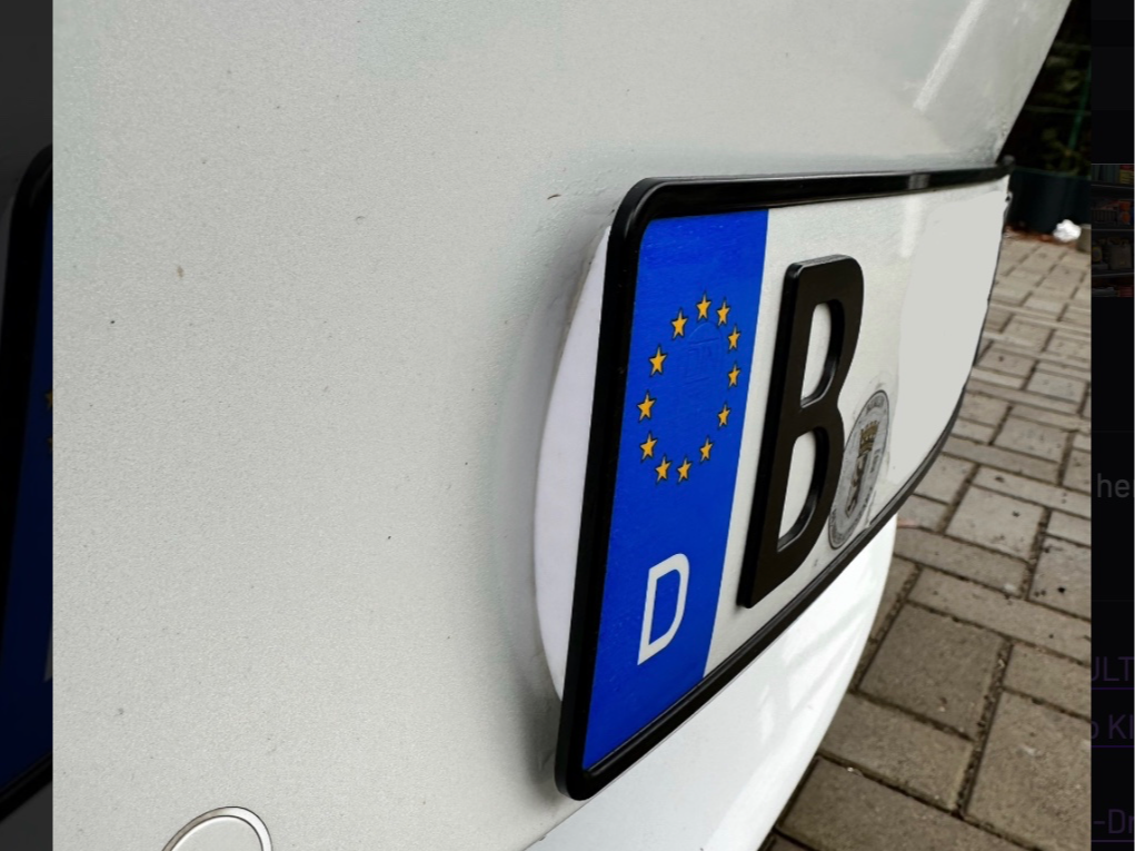 Tesla Model 3 Kennzeichenhalter KZ M3