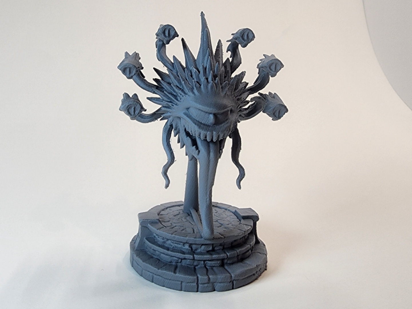 Young Spined Flying Eye – Fantasy Miniature