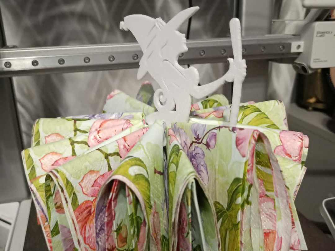 witch's napkin holder