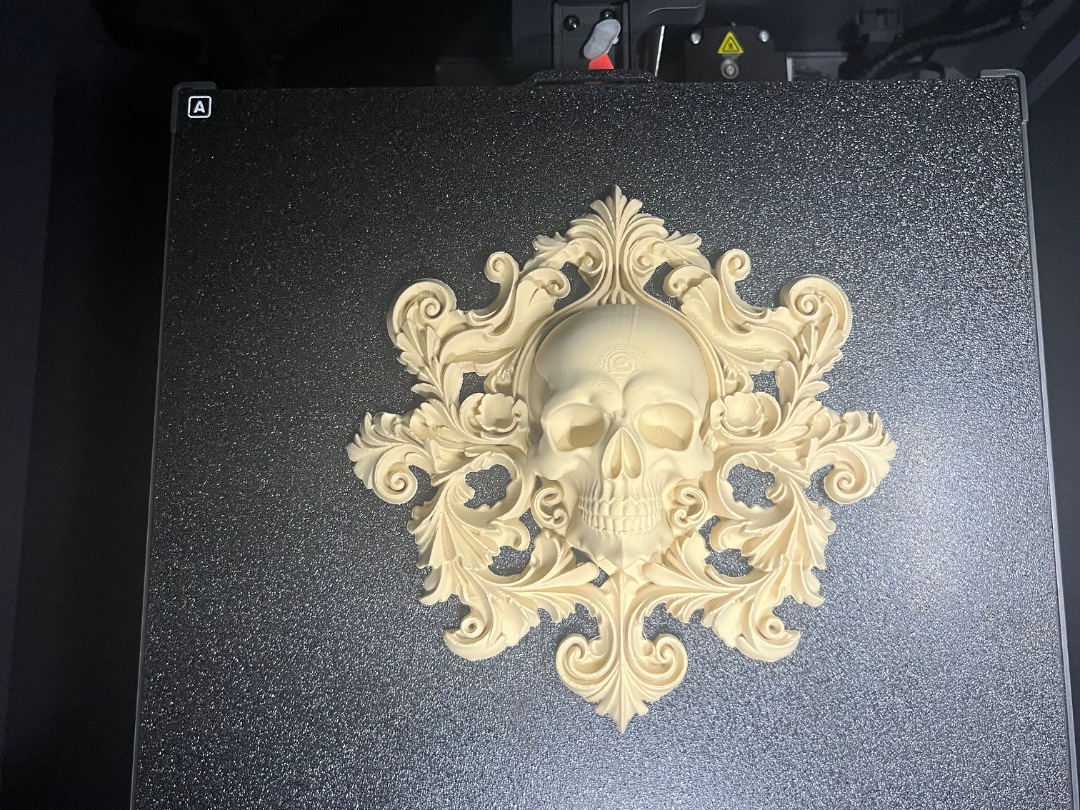 Relief skull on the wall
