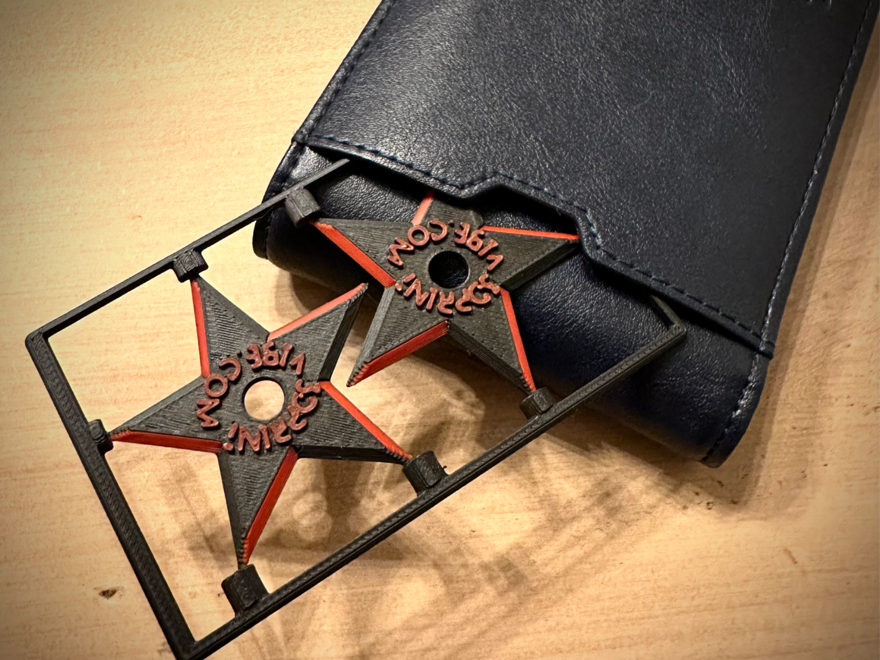 Wallet Throwing Stars = Credit Card Sized!!