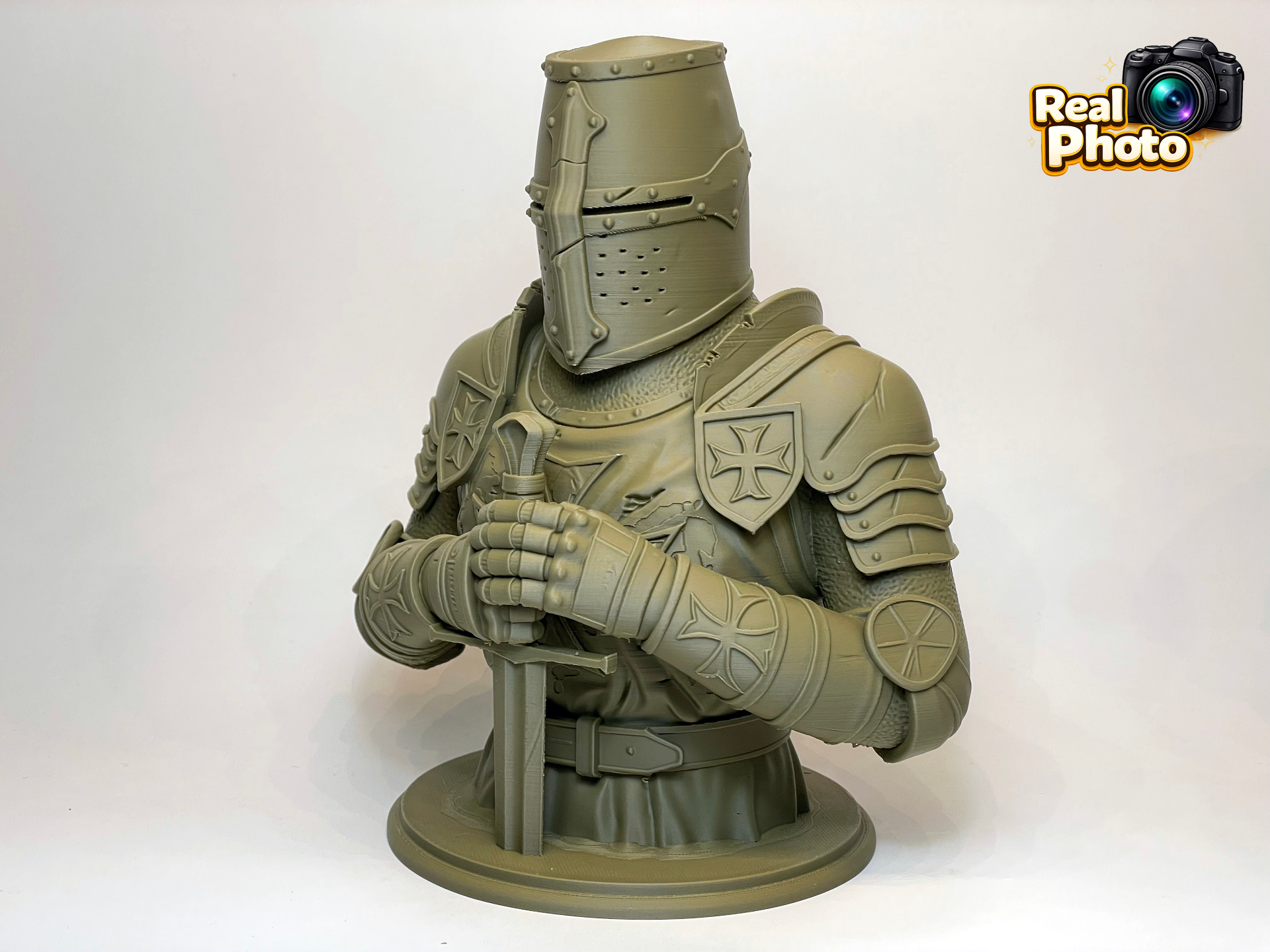 Stoic Templar Knight Bust – War Torn Crusader