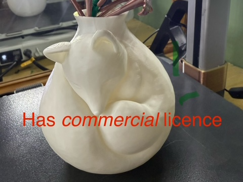 fox vase remixed and now printable change shape