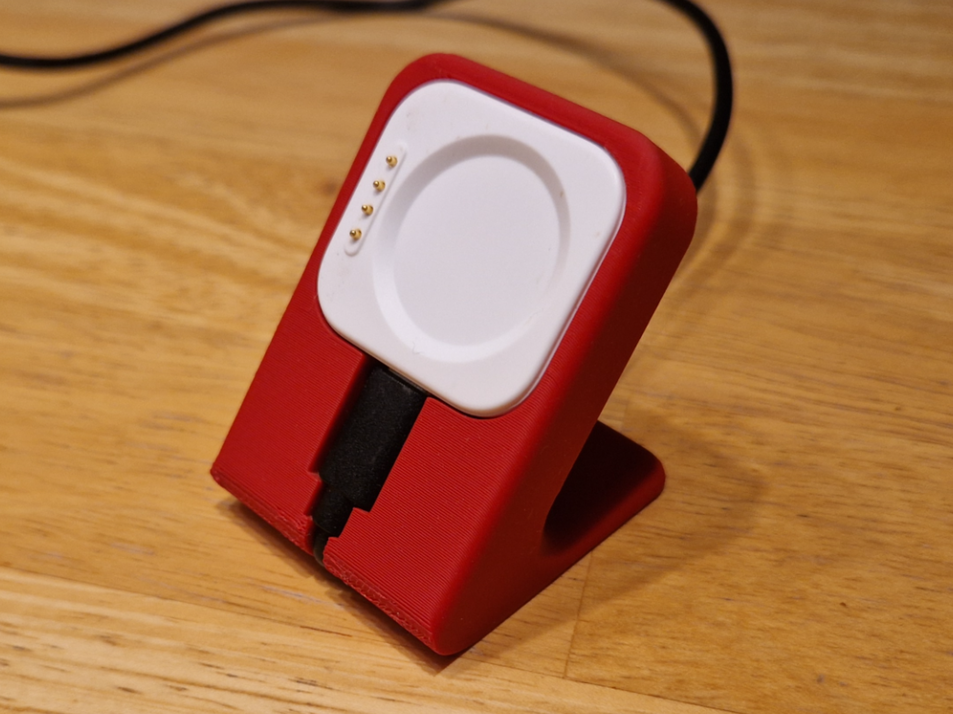 OnePlus Watch 2R charging dock