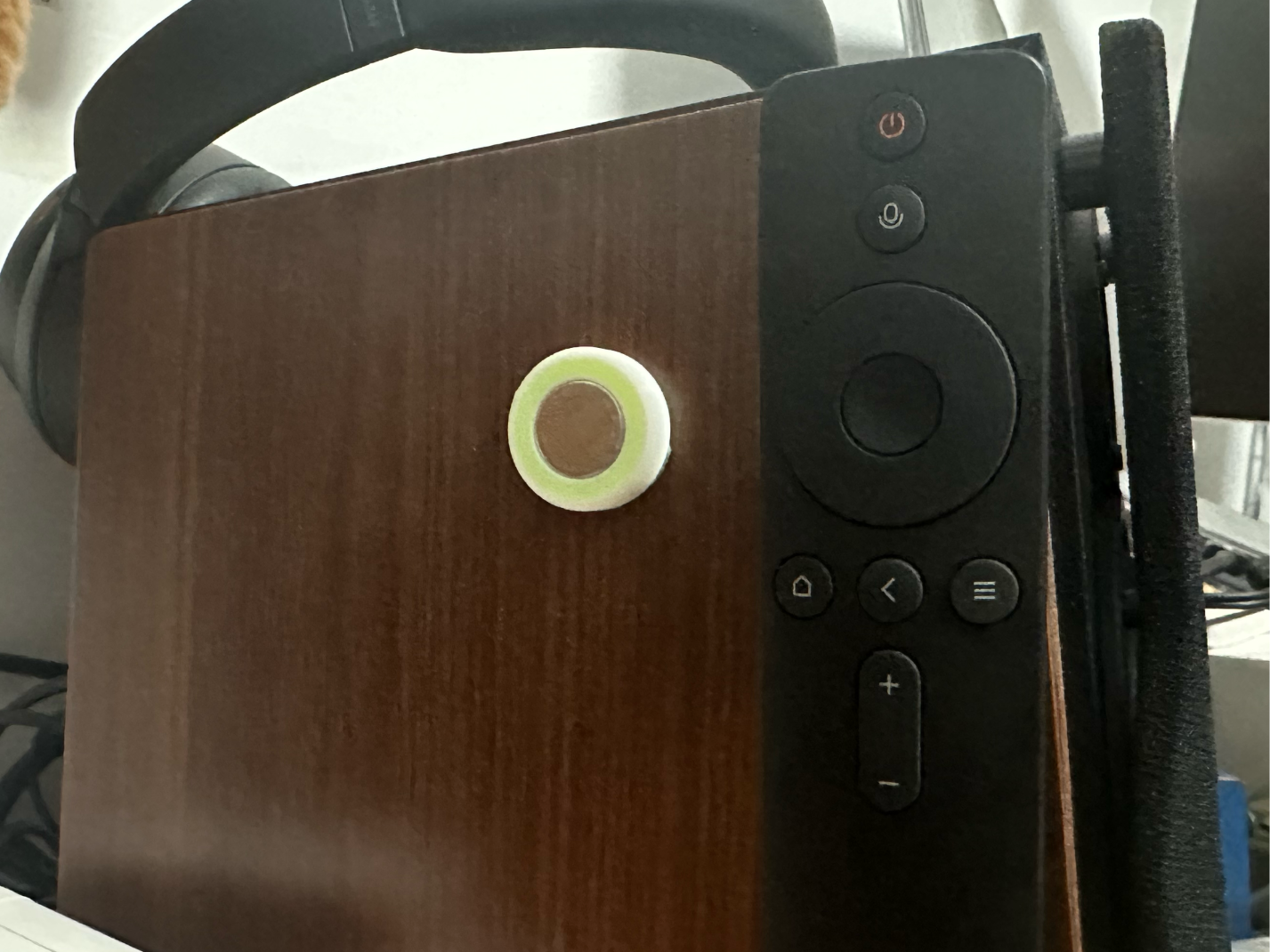 【遥控器磁磁吸】Remote control magnetic attraction