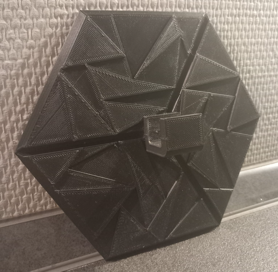 geometric wall hanger