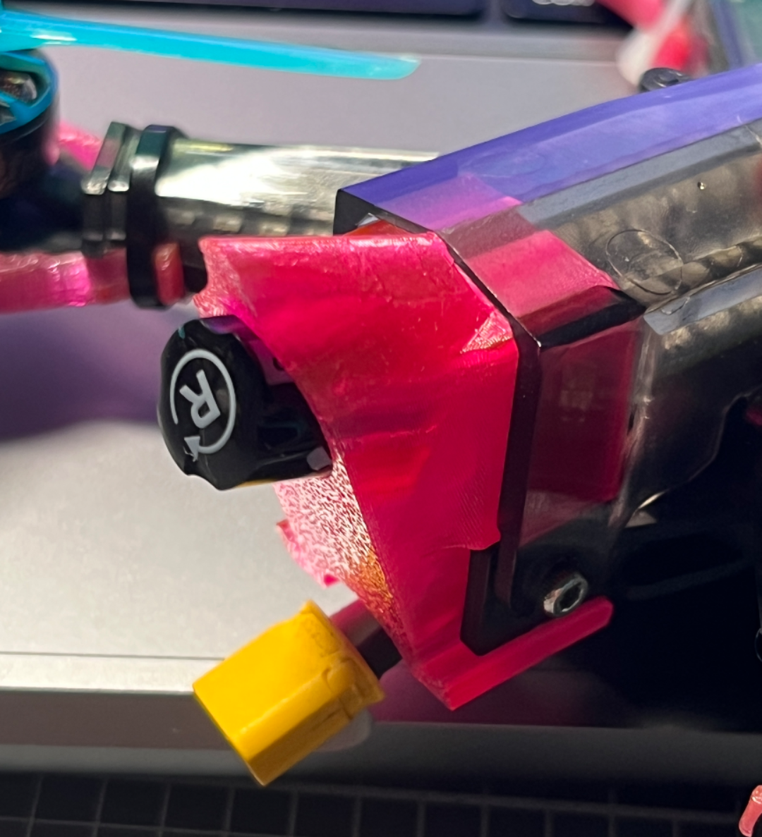 533 tiny trainer v2 lollipop holder