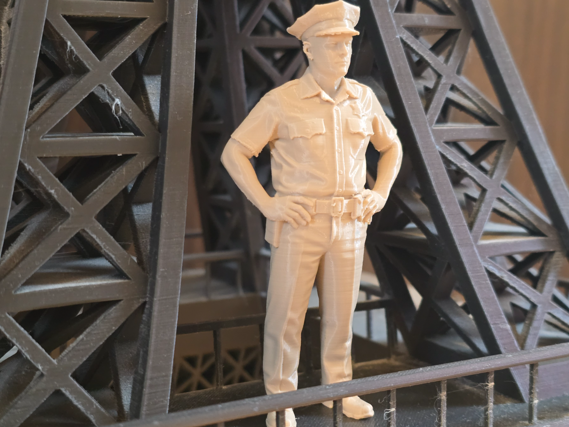 1950s Police Officer 1/18
