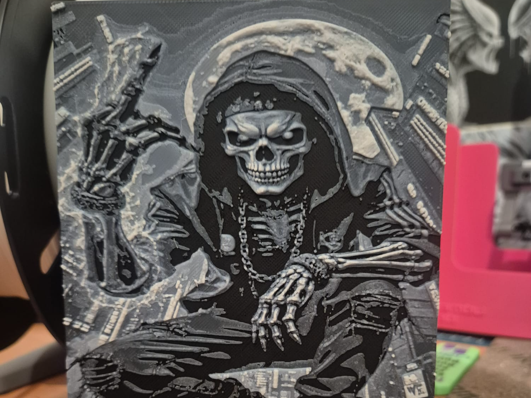 urban skull man hueforge